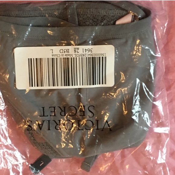 Victoria’s Secret bralette crisscross size large - Picture 7 of 7